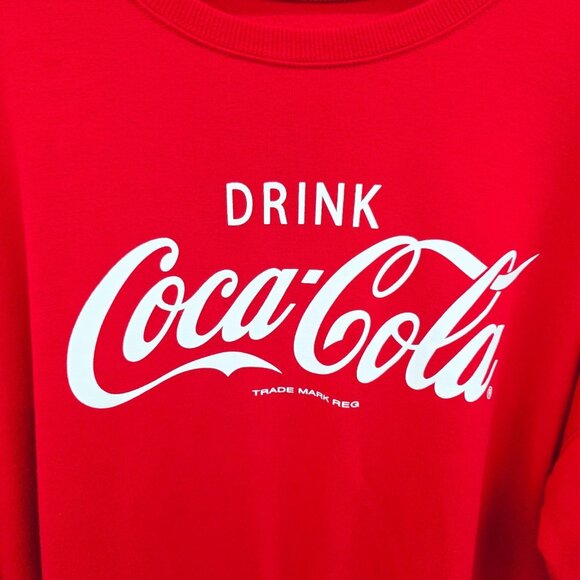 Coca Cola 2XL Red Graphic Crewneck Sweatshirt Logo Pullover Casual Streetwear - Picture 8 of 13